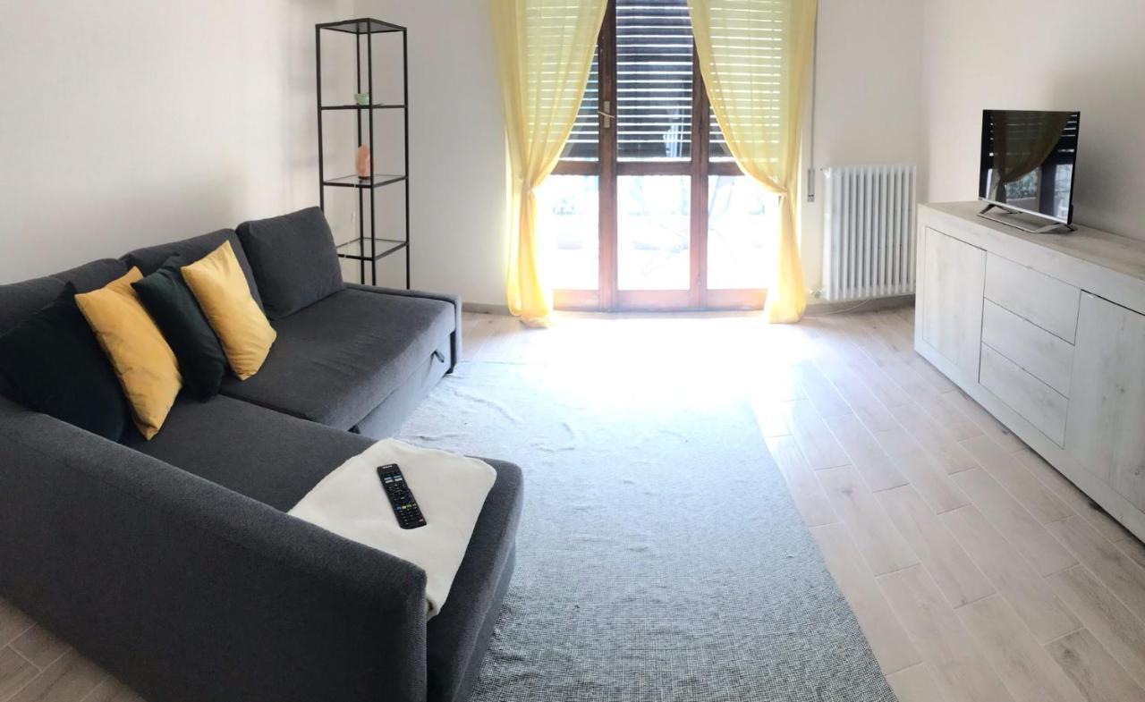 Mary House Apartment Sondrio Luaran gambar