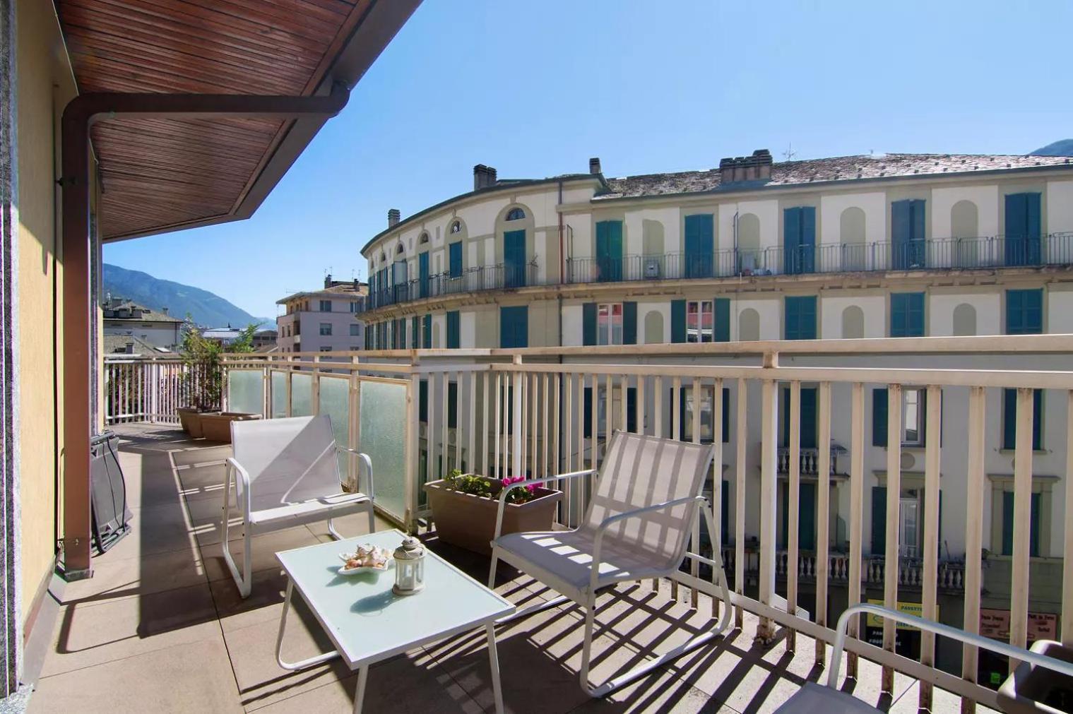 Mary House Apartment Sondrio Luaran gambar