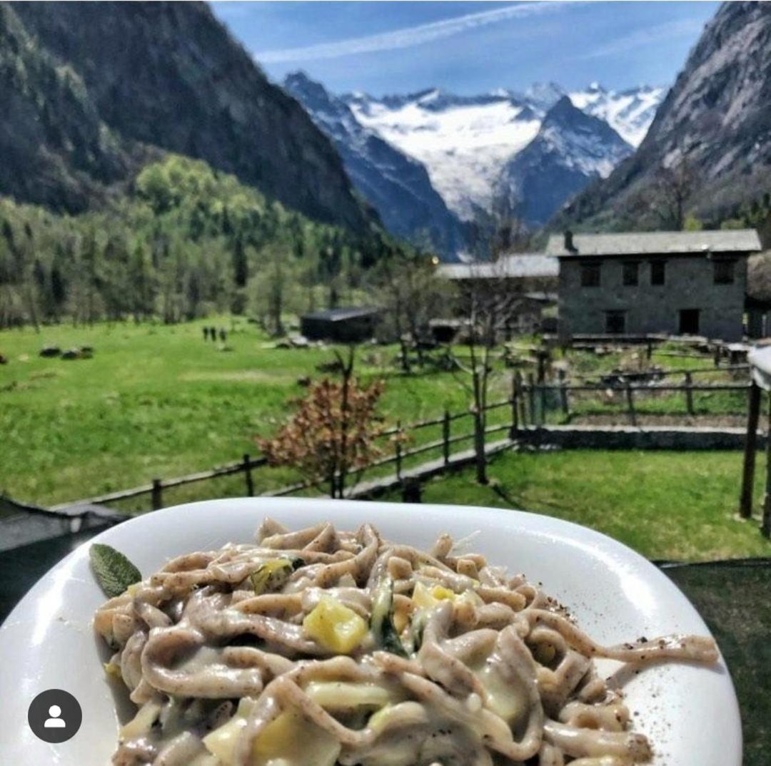 Mary House Apartment Sondrio Luaran gambar